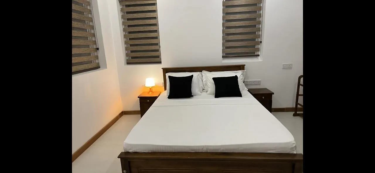 Silina Airport Transit Hotel & Residence Katunayaka 0*,