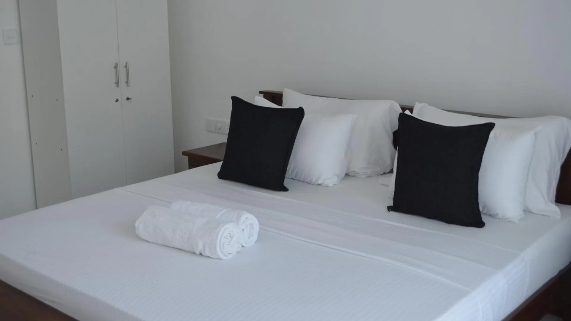 Silina Airport Transit Hotel & Residence Katunayaka 0*,  Sri Lanka