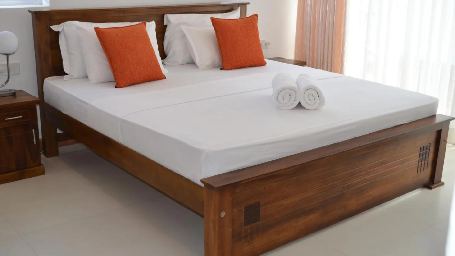 Silina Airport Transit Hotel & Residence Katunayaka